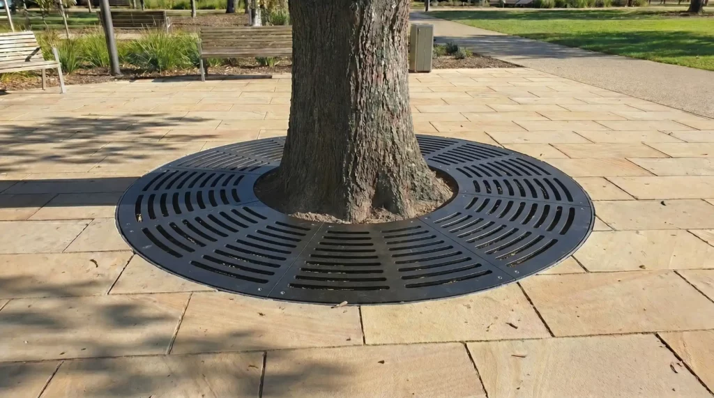 tree grating and protection