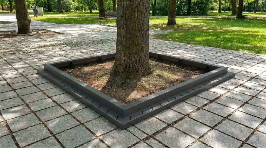 tree grating and protection